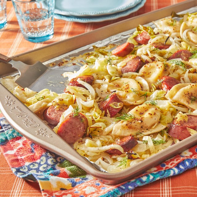 https://hips.hearstapps.com/hmg-prod/images/pierogi-kielbasa-sheet-pan-dinner-recipe-64cbc2e921df8.jpg?resize=640:*