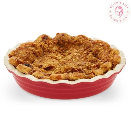 Dish, Food, Cuisine, Ingredient, Dessert, Crumble, Apple pie, Baked goods, Produce, Apple crisp, 