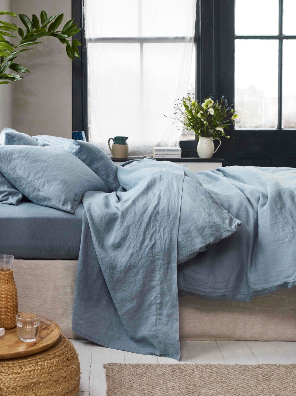 ‘teal waffle’ chambray linen bedding by piglet in bed
