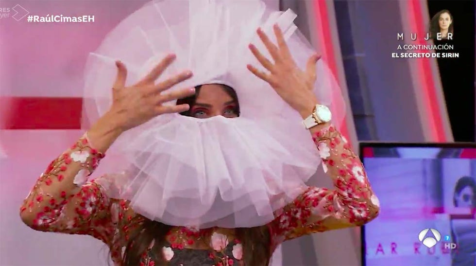pilar rubio look