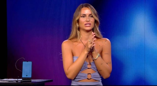 pilar llori en gh vip 8