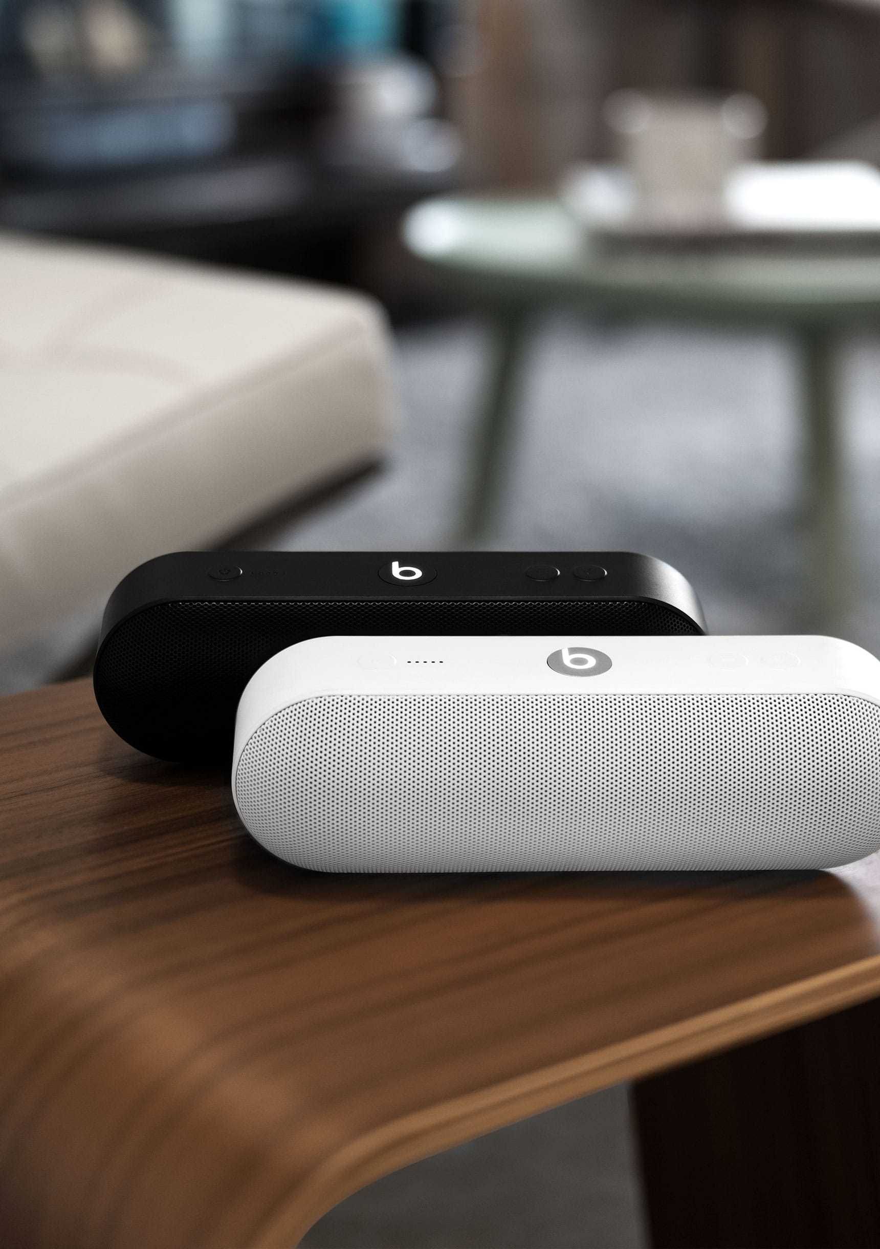 Beats pill+ discount portable bluetooth speaker