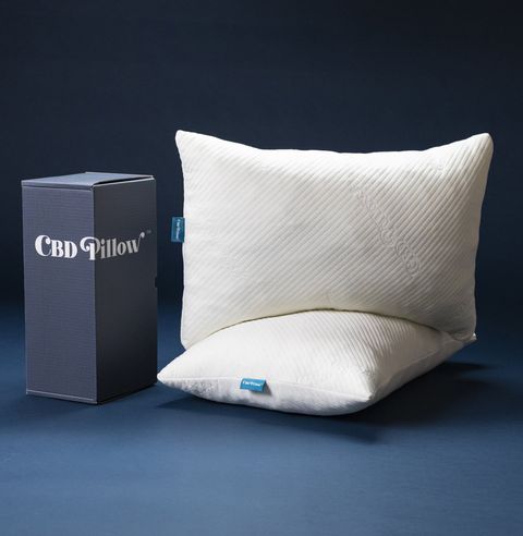 Pillow, Cushion, Bedding, Product, Throw pillow, Linens, Furniture, Textile, Comfort, Font, 