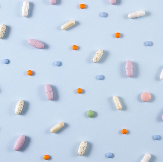 vitamin b12 supplements, pills background