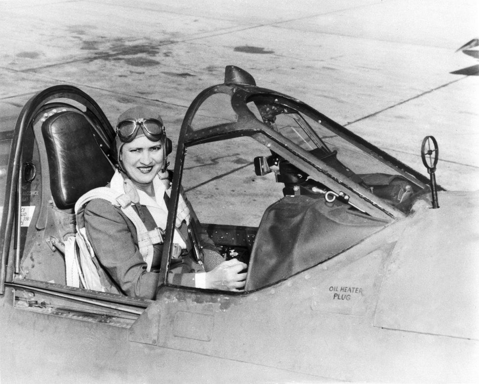 jacqueline cochran in p 40 warhawk fighter plane, ca 1942 1945