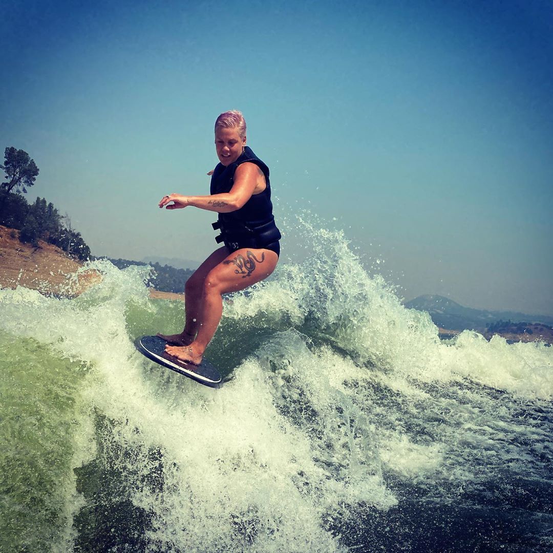 Pink, 40, Celebrates Her 'Thunder Thighs' In New Instagram
