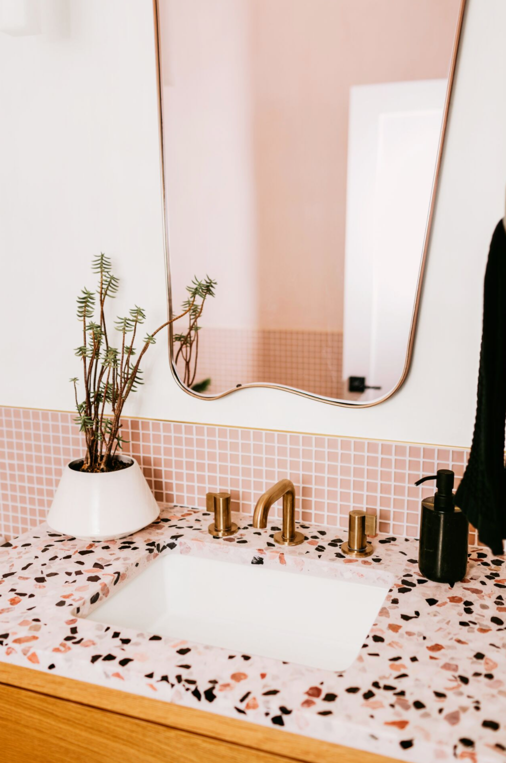 Pink Bathroom Ideas