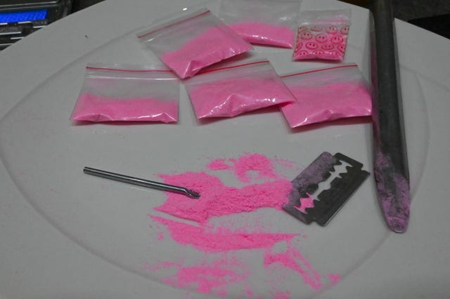 Pink cocaine - Figure 1