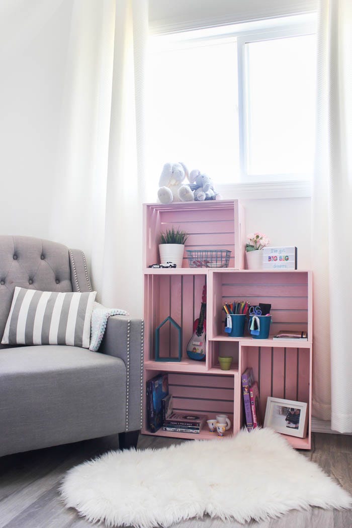 pink box DIY bookshelf