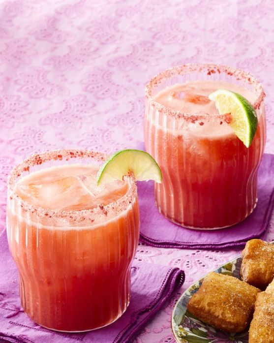 pink drinks strawberry margaritas