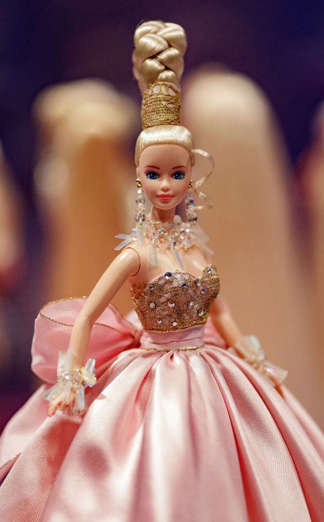 Holiday barbie best sale value guide