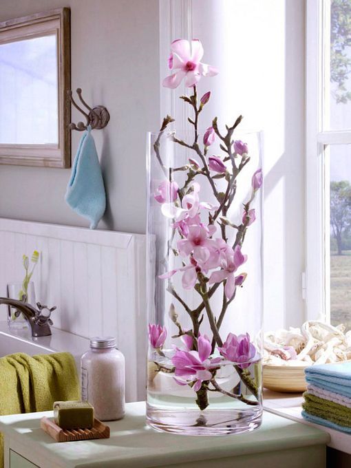 How to Decorate Glass Vases with Artificial Flowers: A Complete Guide