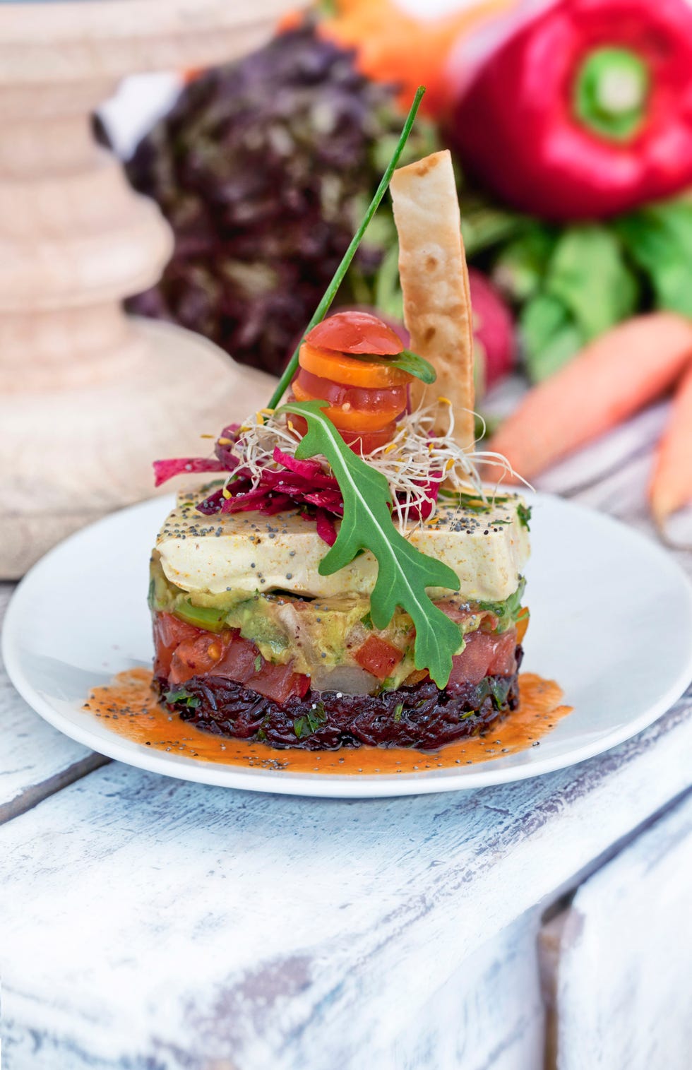 pipirrana con salmorejo y tofu