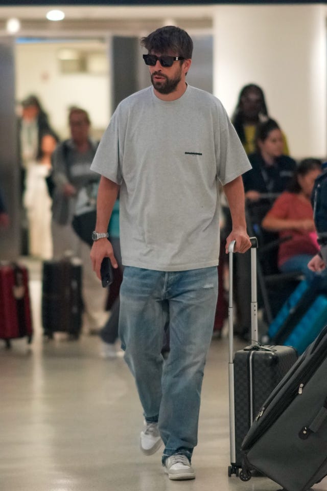 piqué llega a miami