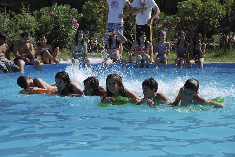 Niños de campamento