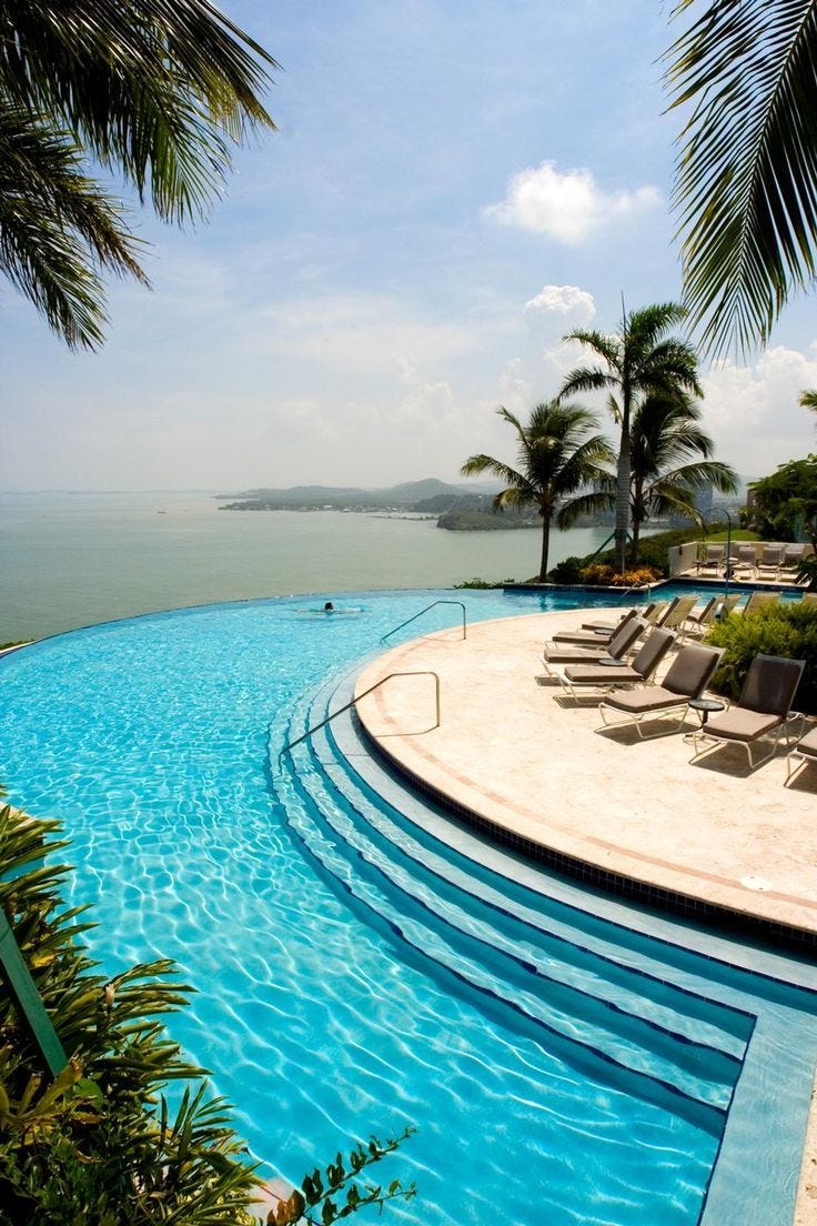 Piscina redondeada