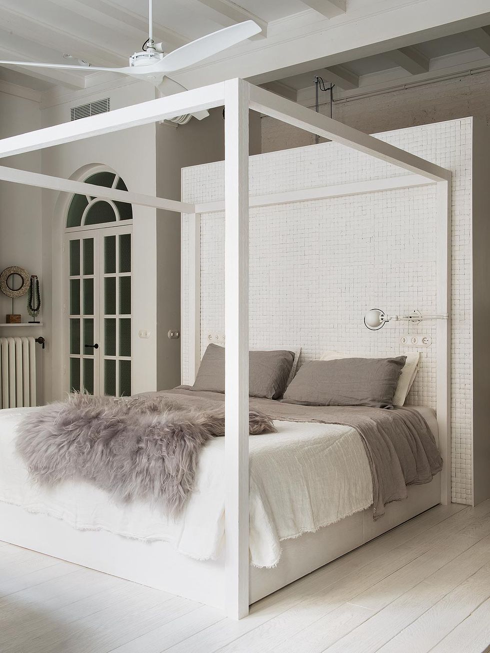 Leer Abstracción Muy lejos Ideas para decorar el dormitorio con una cama con dosel