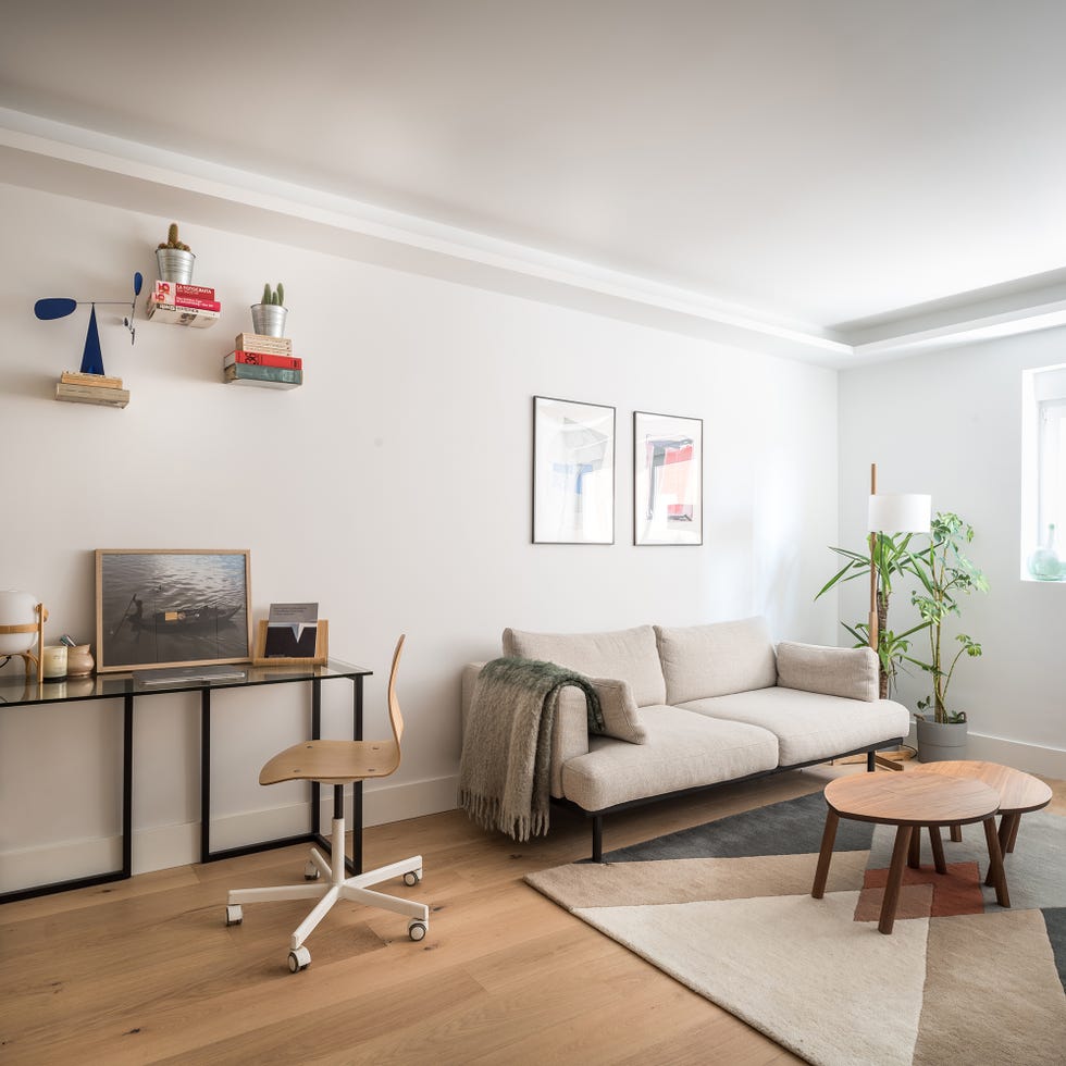 Piso decorado con materiales naturales en Chamartín