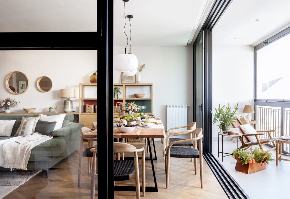 salón comedor con terraza cubierta