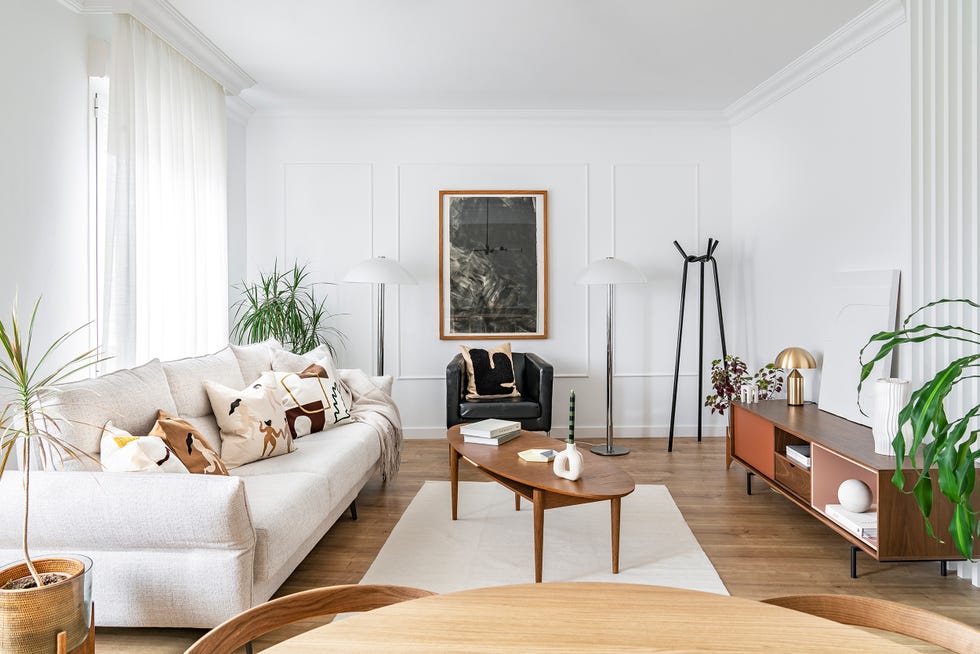 salón con muebles de diseño