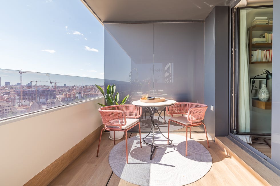 terraza con muebles de exterior