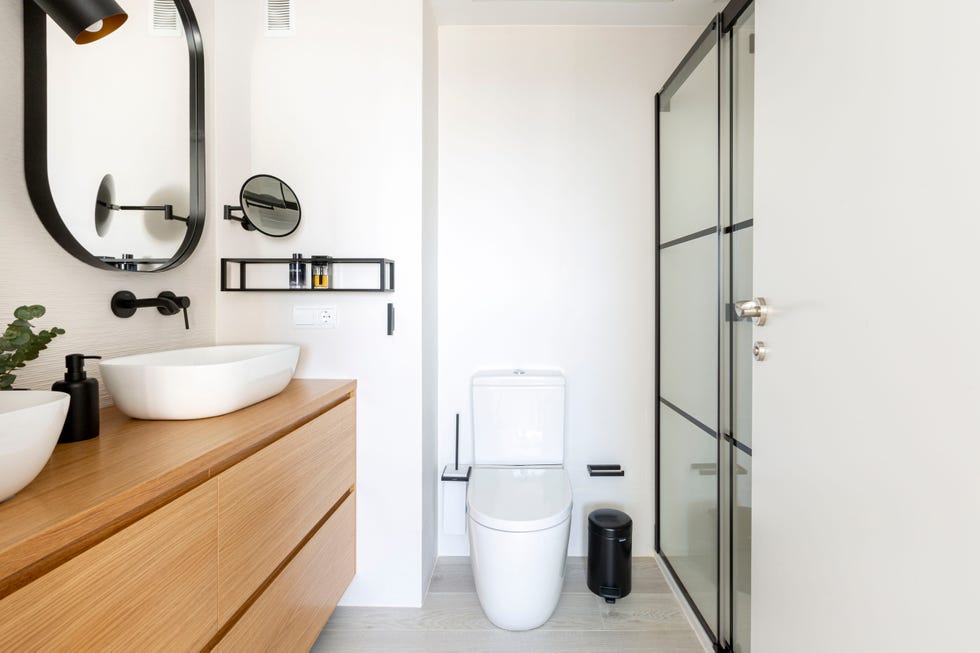 baño con ducha de obra
