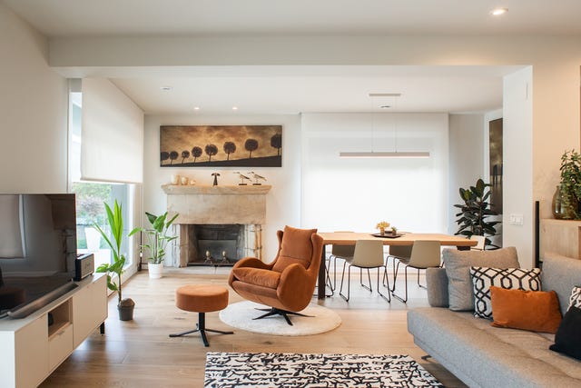 salón comedor de diseño contemporáneo con chimenea