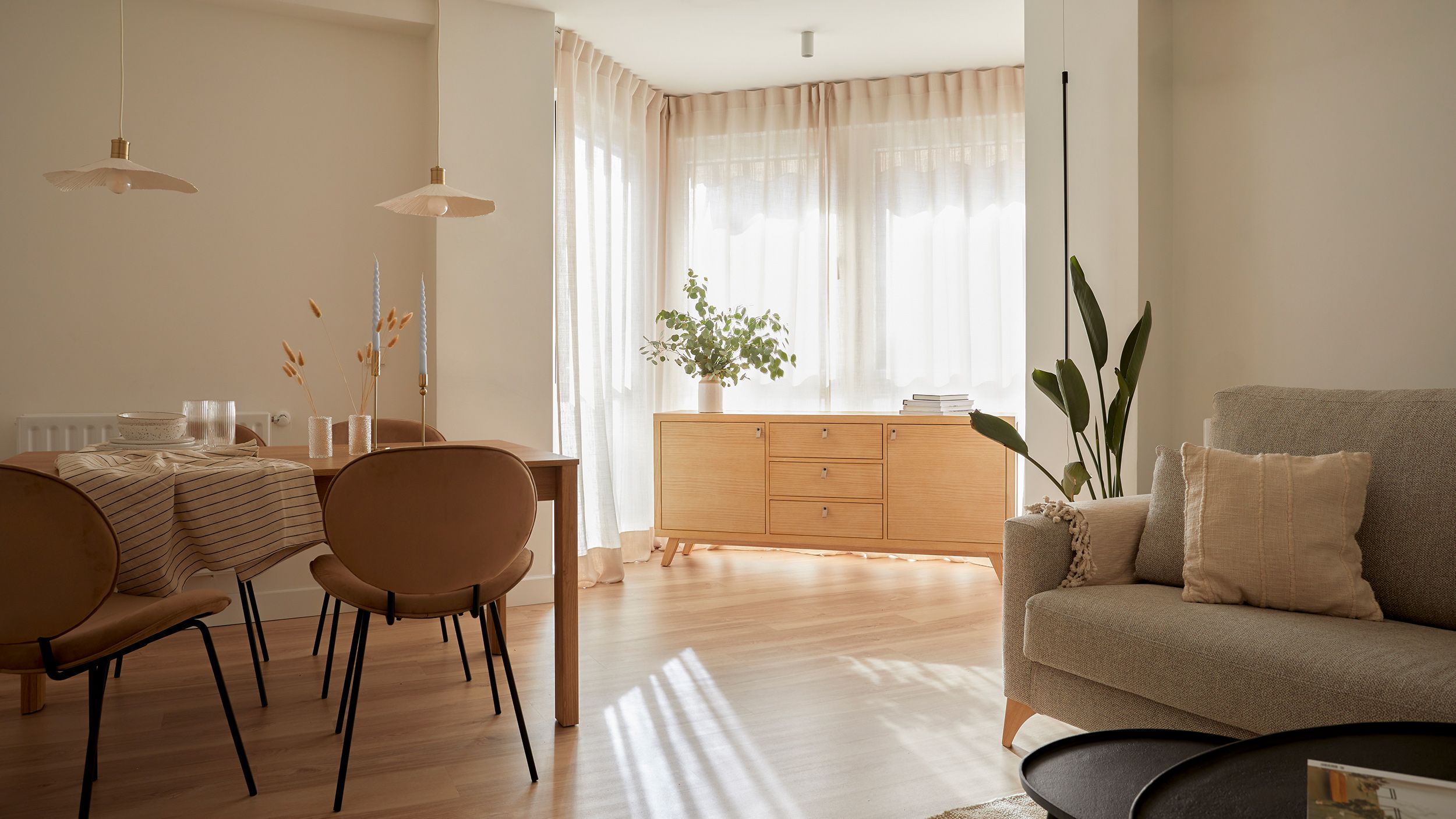 Un piso con decoración nórdica, elegante y acogedora