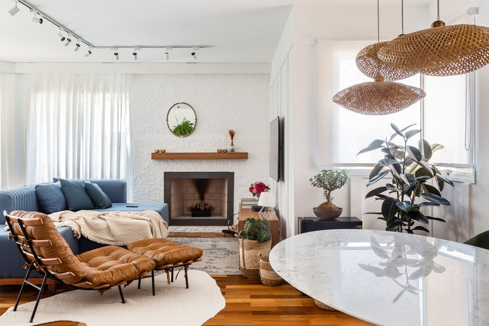 salón con muebles de diseño contemporáneo