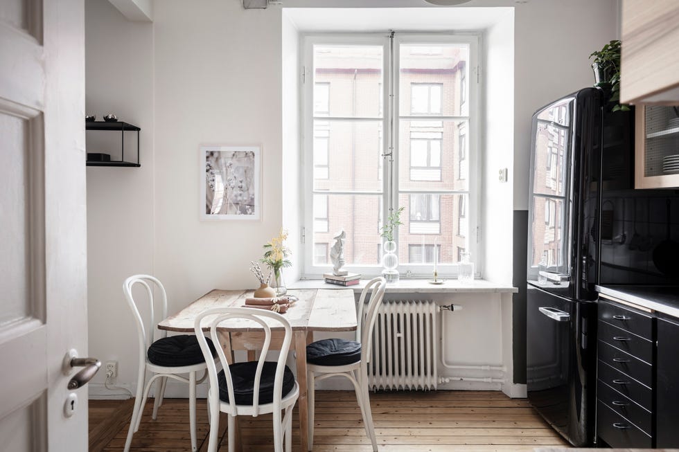 cocina con office de estilo nórdico