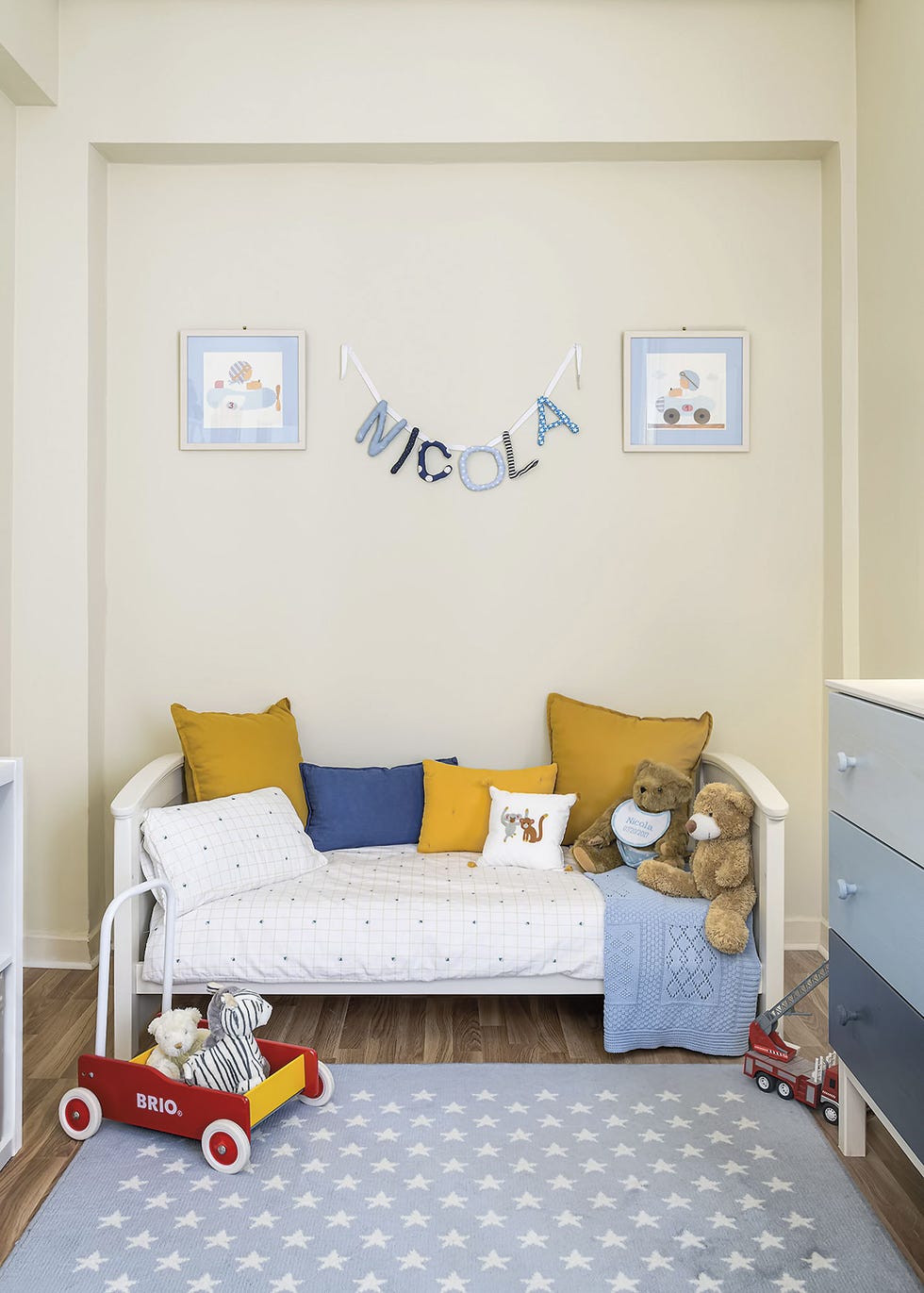 piso familiar dormitorio infantil
