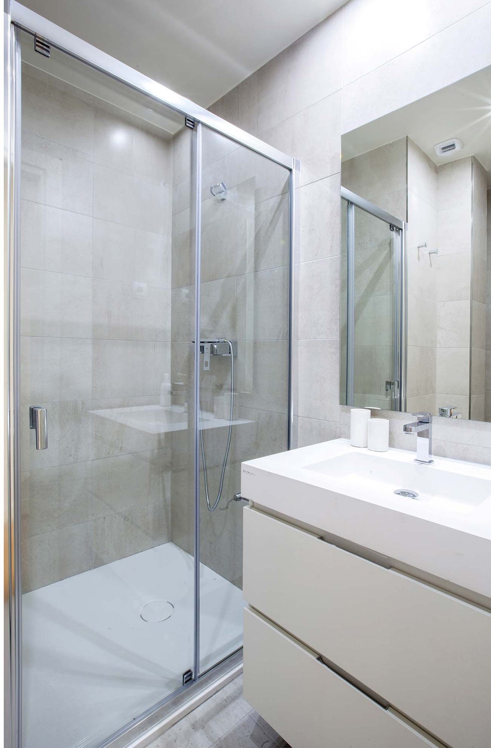 piso de alquiler en madrid baño con ducha