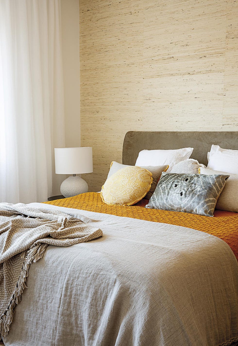 piso renovado en madrid dormitorio