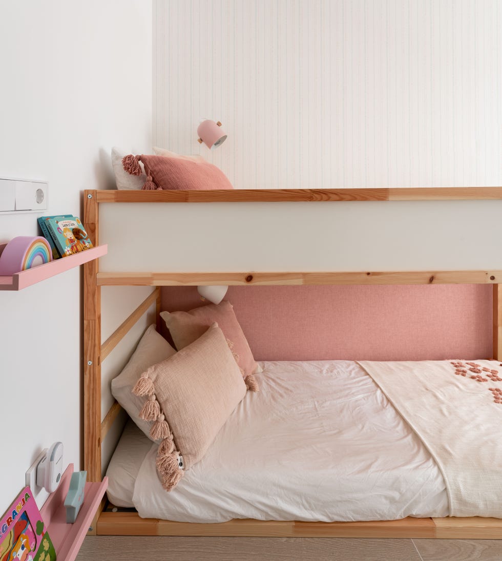 litera infantil de madera