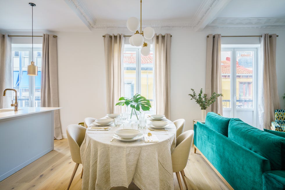 comedor en salón señorial