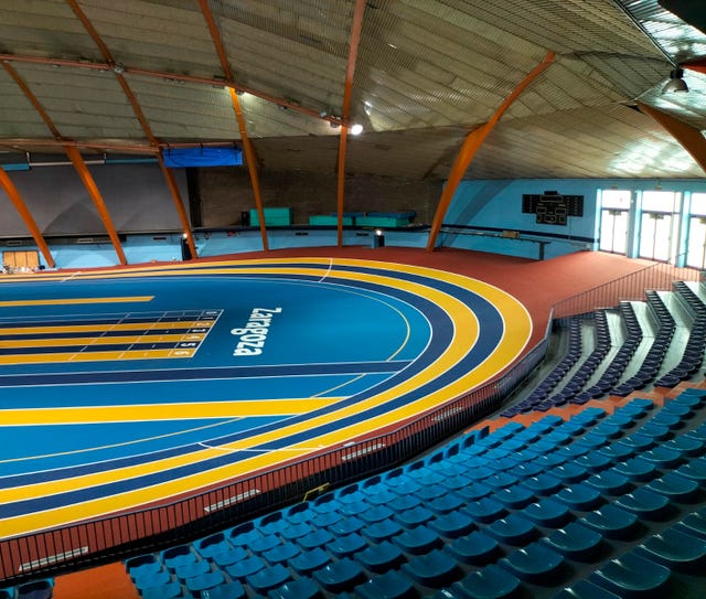 pista de atletismo del huevo de zaragoza