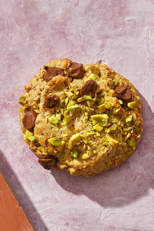 Pistachio-Chocolate Chip Protein Cookies pistachio chocolate chip protein cookies