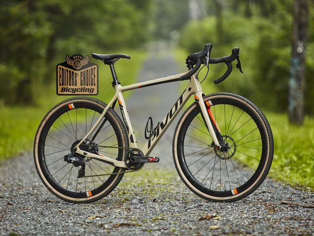 Land vehicle, Bicycle, Bicycle wheel, Vehicle, Bicycle part, Bicycle frame, Bicycle tire, Bicycle handlebar, Cycle sport, Hybrid bicycle, 