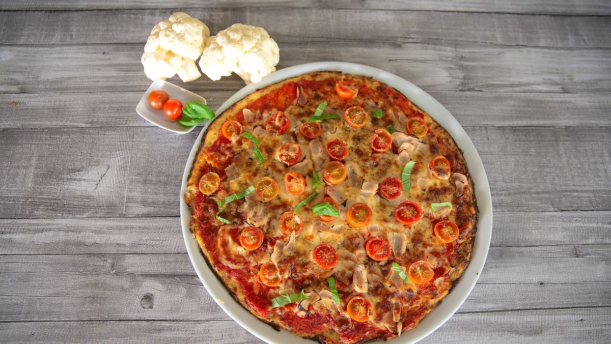 preview for Pizza 'healthy' de coliflor: una receta sana y sin gluten