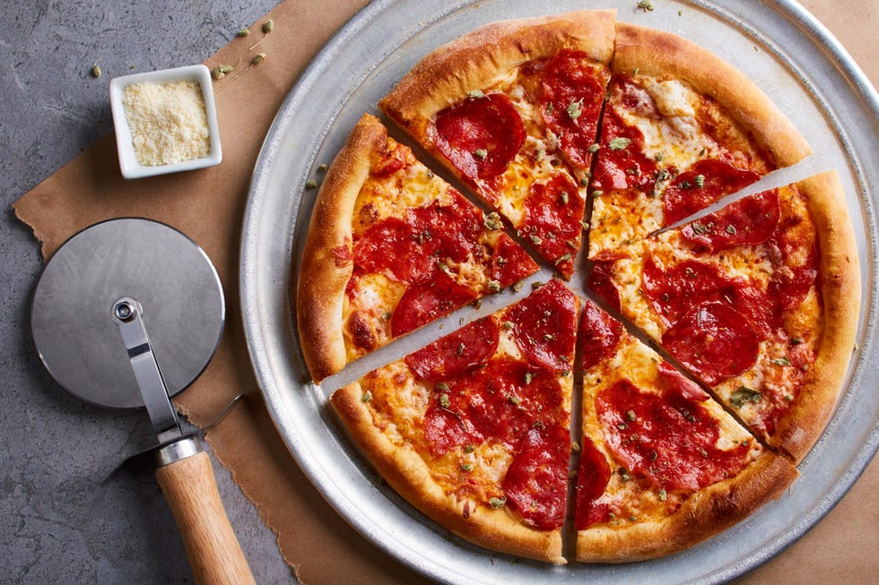 Dish, Food, Cuisine, Pizza, Ingredient, Pizza cheese, Sicilian pizza, California-style pizza, Italian food, Flatbread, 
