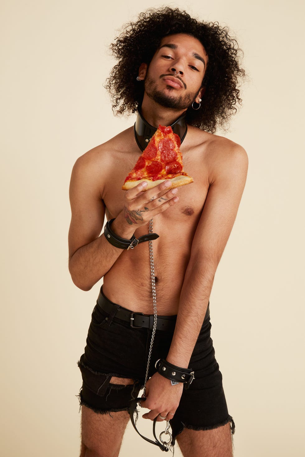 Black hair, Muscle, Lip, Abdomen, Chest, Barechested, Photography, Trunk, Photo shoot, Neck, 