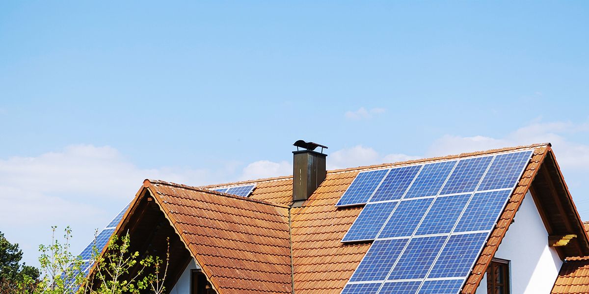 No te quedes sin luz!, Instalar paneles solares con un sistema híbrido de  respaldo es una excelente solución para casas y negocios que requieren de  energía eléctrica las 24
