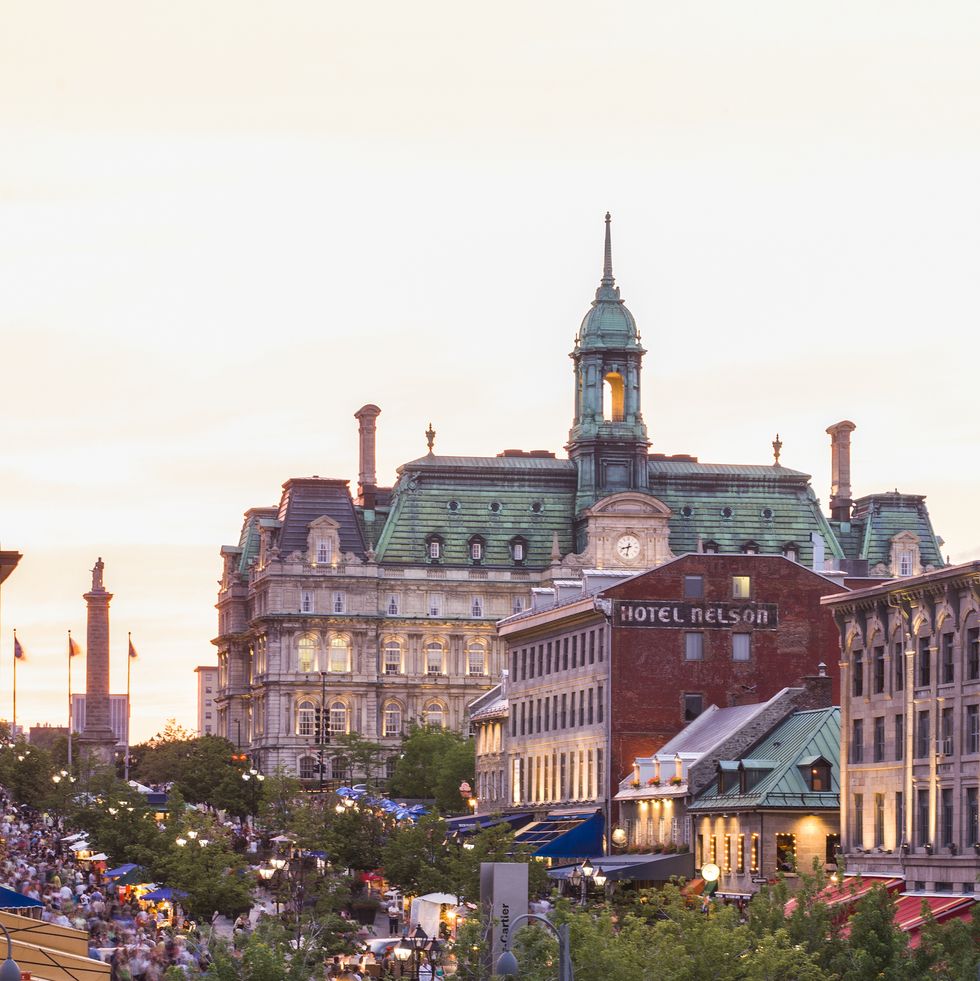 place jacques cartier in montreal, canada