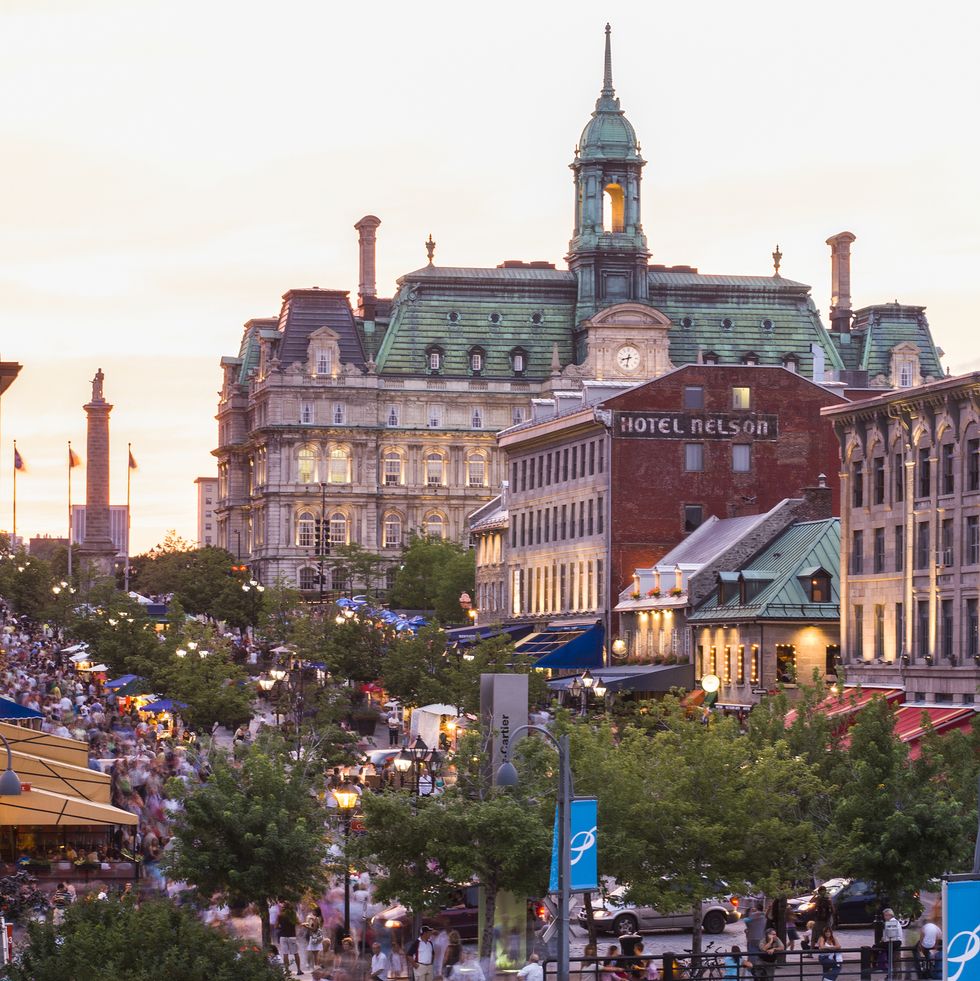 place jacques cartier in montreal, canada