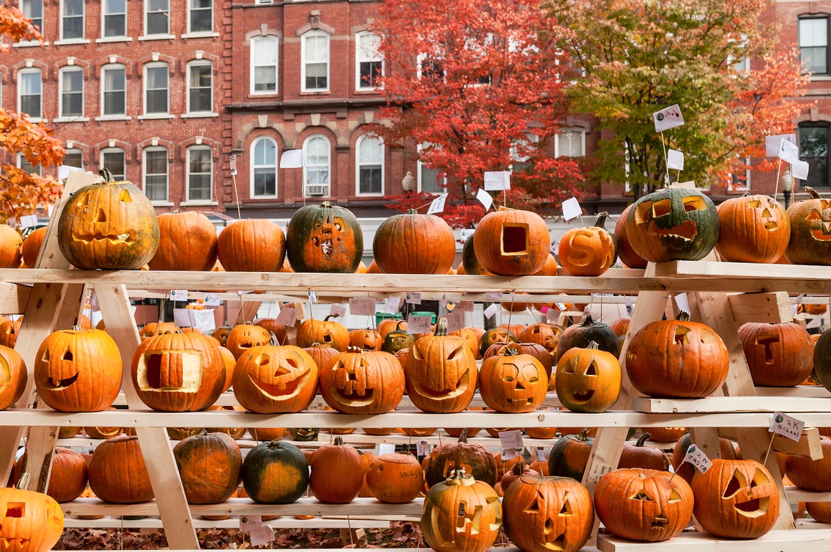 15 Spookiest Towns in America to Visit for Halloween