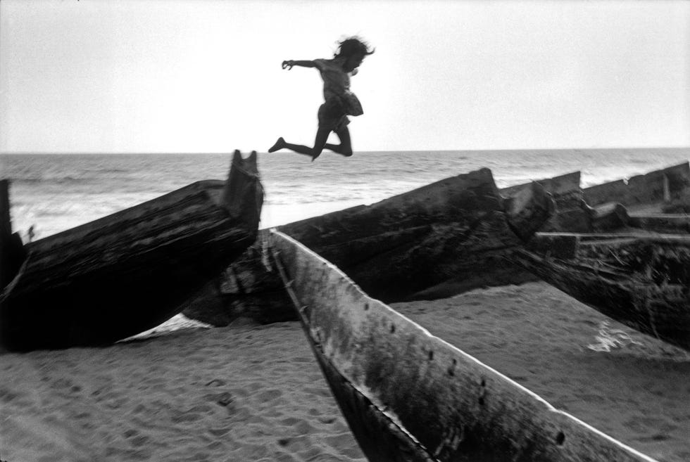 Martine Franck, salto, gioia, spiaggia