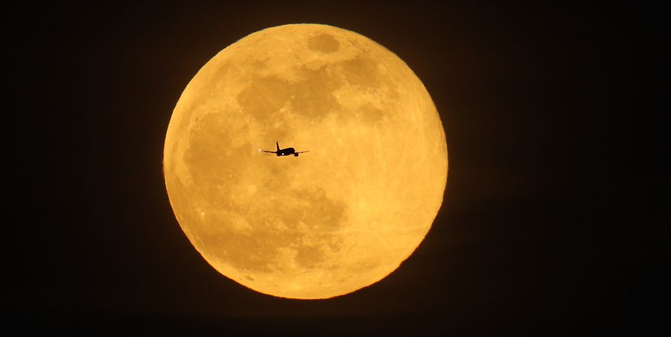 UK Sees Largest Supermoon Of 2019