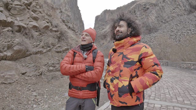 jesús calleja y ara malikian recorren armenia en planeta calleja