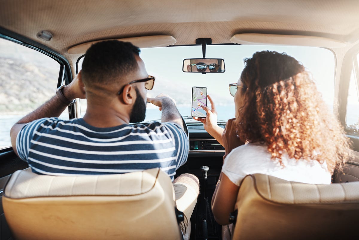 Top Thing to Do While Driving? Car-aoke