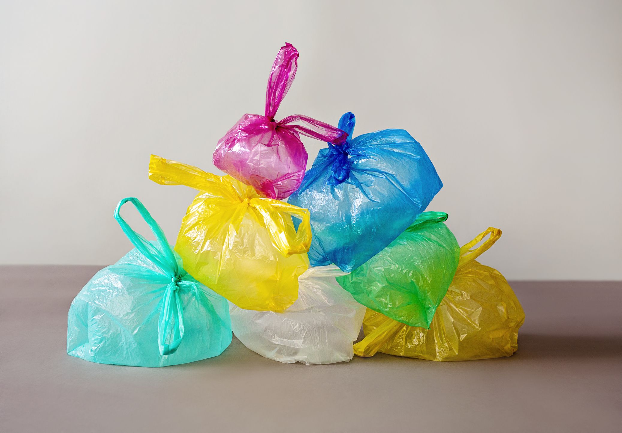 8 ideas de Para guardar bolsas de plástico  bolsas de plástico, decoración  de unas, manualidades